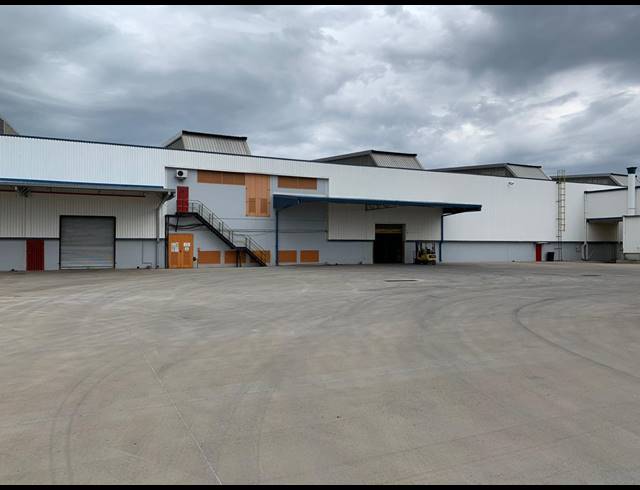 6,544M² WAREHOUSE TO LET IN UNION